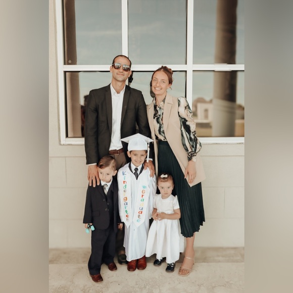 Meet your Posher, Tiffany Rose - Picture 15 of 16